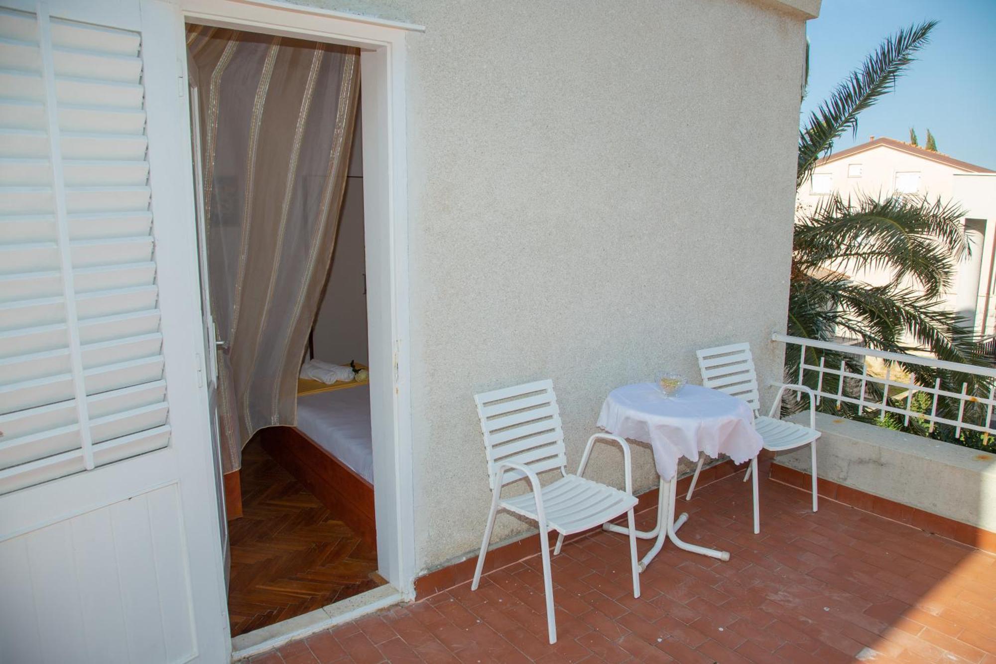 Pool Mansion Magnolia - Comfort Rooms Novalja Exterior photo