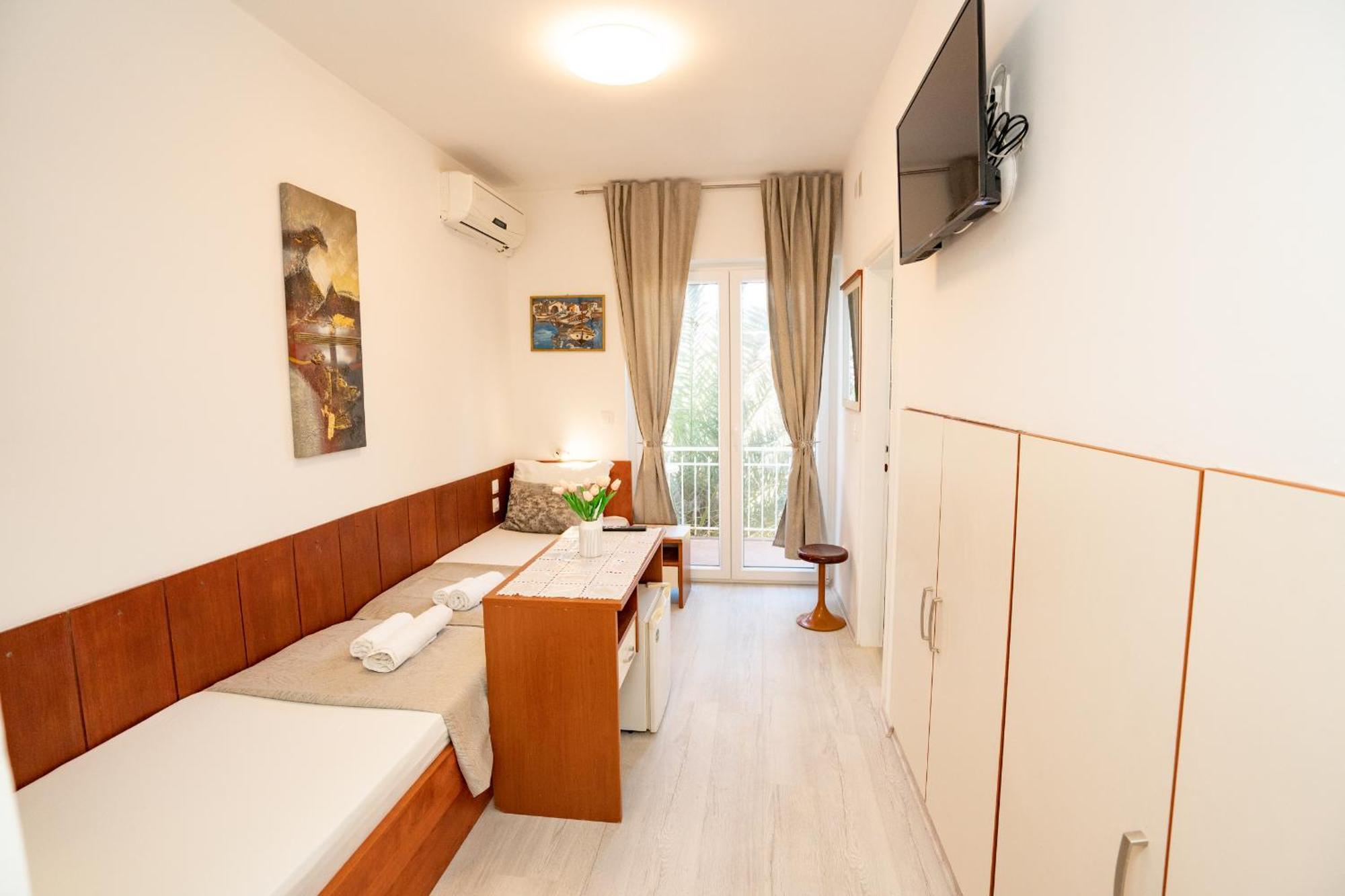 Pool Mansion Magnolia - Comfort Rooms Novalja Exterior photo